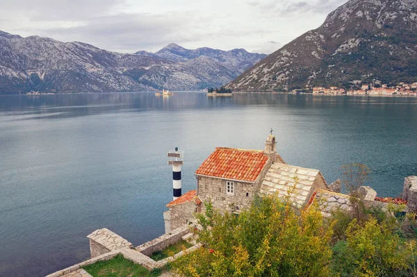 Pintoresco Paisaje Mediterráneo Día Nublado Otoño Montenegro Mar Adriático Vista —  Fotos de Stock