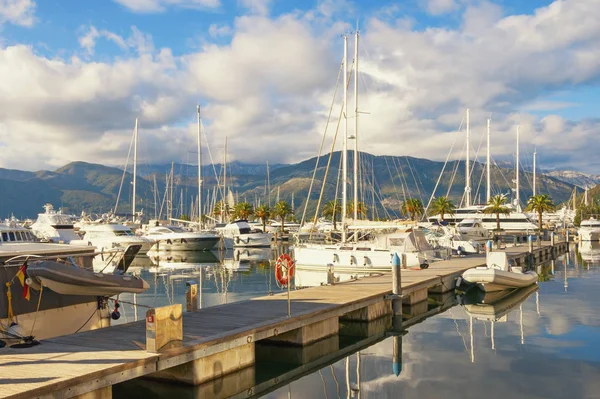 Средиземноморский Порт View Yacht Marina Porto Montenegro Черногория Адриатическое Море — стоковое фото