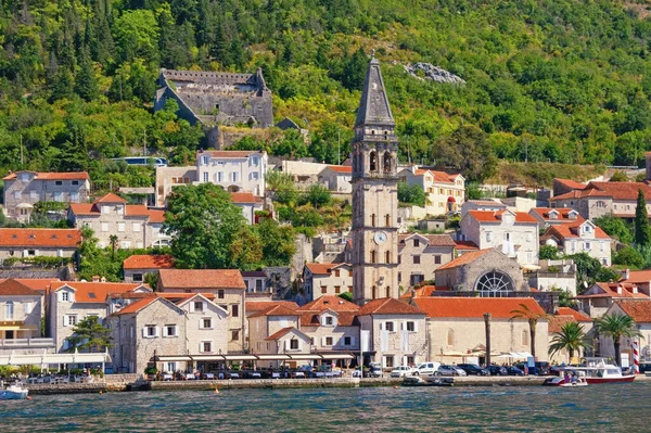 Utsikt Över Den Antika Staden Perast Med Klocktornet Nicholas Kyrka — Stockfoto