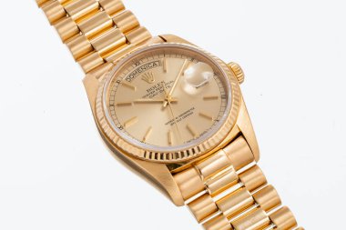 Rolex Day randevusu otomatik kurmalı saat, 18038 'den referans, 18kt sarı altın çanta, şampanya kadranı. Milan, İtalya, 14 Nisan 2025.