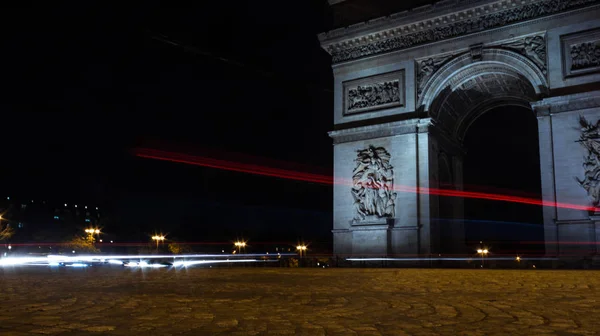 Lunga Esposizione Nell Arco Trionfalelunga Esposizione Nell Arco Trionfale — Foto Stock