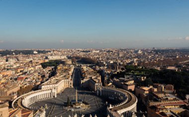 Aziz Petrus Meydanı'nın en iyi manzarası