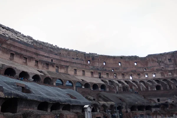 Innenraum des römischen Kolosseums — Stockfoto