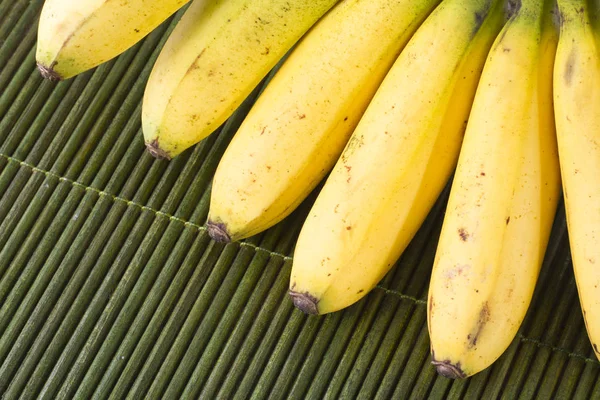 Fruta Plátano Polvo Sobre Mesa Madera Musa Paradisiaca —  Fotos de Stock