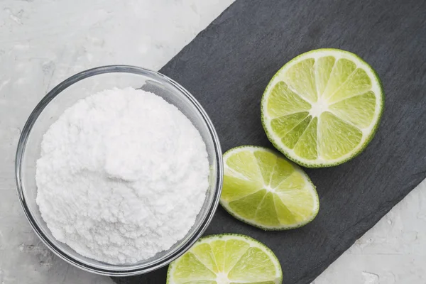 Bicarbonato de sodio y limón — Foto de Stock