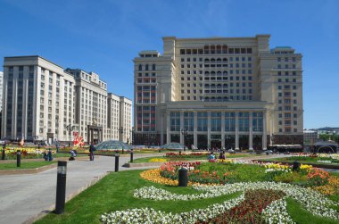 Moscow, Rusya Federasyonu - 12 Mayıs 2018: Manezhnaya kare görünümünden 