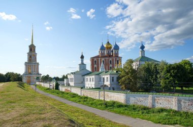 Ryazan Kremlin ve Spaso-Preobrazhensky Manastırı görünümünü. Ryazan city, Rusya Federasyonu