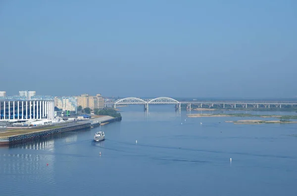 Över Strelka Sammanflödet Floderna Oka Och Volga Och Bor Järnvägsbron — Stockfoto
