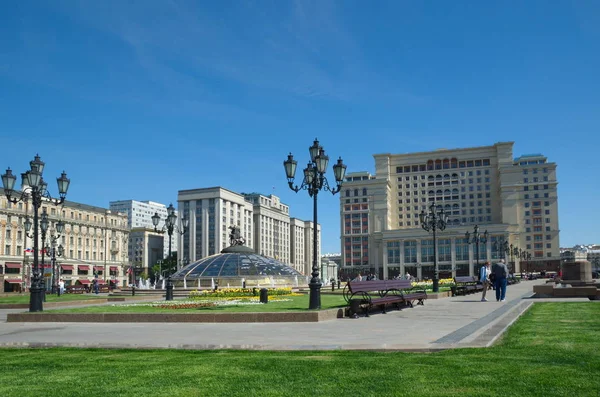 Moscou Rússia Maio 2018 Praça Manezhnaya Vista Hotel Quatro Estações — Fotografia de Stock