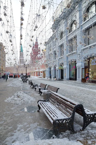 Москва Россия Февраля 2018 Никольская Улица Праздничном Оформлении — стоковое фото