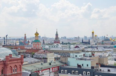 Moskova Merkezi merkezi çocuk deposunun gözlem güverteden görünümünü Lubyanka, Rusya