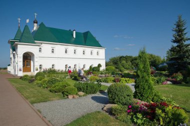 Murom, Vladimir Bölgesi, Rusya Federasyonu - 18 Ağustos 2018: kilise St. fesleğen Ryazan'Spaso-Preobrazhensky Manastırı Başrahip'ın evde
