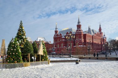 Moskova, Rusya - 9 Ocak 2019: Noel ağaçları 