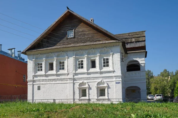 Палати Новгорода Купець Афанасія Olisov Нижньому Новгороді Росія — стокове фото