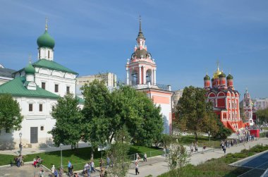 Moskova, Rusya - 12 Eylül 2017: Tapınak Varvarka sokakta 