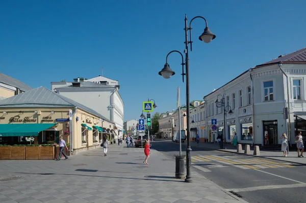 モスクワ ロシア 月10日 2017 Pyatnitskaya ストリートの夏の景色 — ストック写真