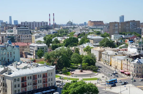 Moskva Ryssland Juni 2019 Sommarvy Över Prechistensky Gate Square Och — Stockfoto