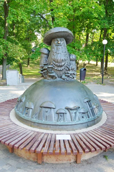 Ryazan Ryssland Augusti 2018 Skulptur Champinjoner Med Ögon Staden Park — Stockfoto