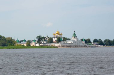 Kutsal Trinity Ipatievsky erkek manastır Kostroma Nehri üzerinde şehir Kostroma, Yaroslavl bölgesinde. Rusya'nın Altın Yüzüğü 