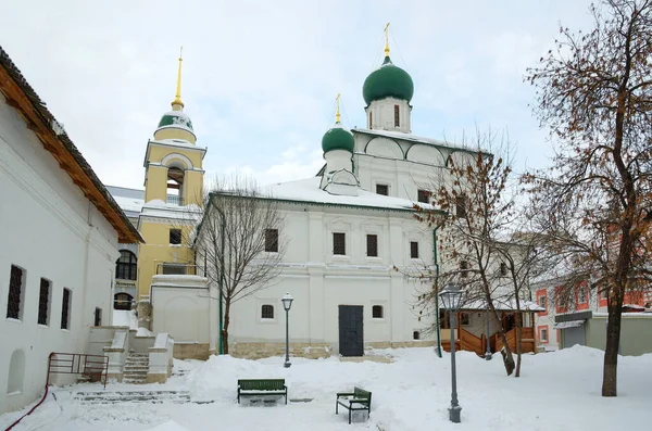 Eski Ngiliz Avlusu Varvarka Caddesinde Kışın Kutsanmış Maxim Kilisesi Moskova — Stok fotoğraf
