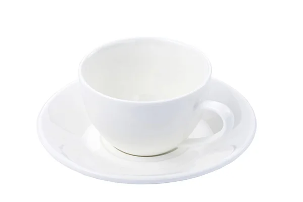 白色的杯子和盘子被隔离在白色特写视图 — 图库照片