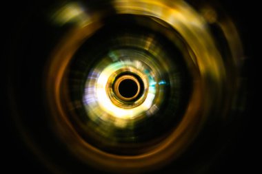 Karanlıktaki ses dalgaları