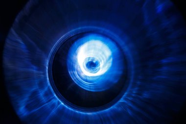 Karanlıktaki ses dalgaları