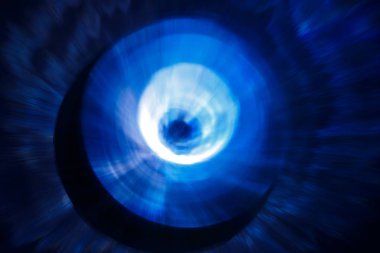 Karanlıktaki ses dalgaları