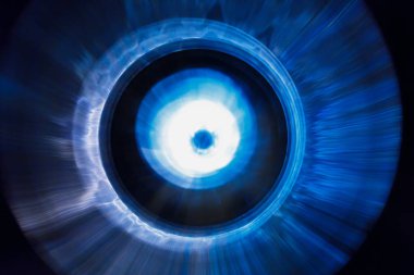 Karanlıktaki ses dalgaları