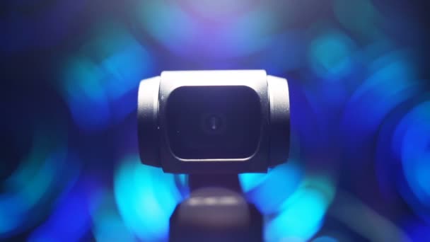 Gimbal Compact Camera Produces Video Shooting — Stock Video