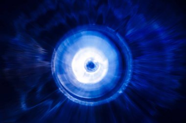 Görünür mavi renkteki ses dalgaları karanlıkta