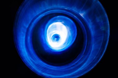 Karanlıktaki ses dalgaları