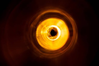 Karanlıktaki ses dalgaları