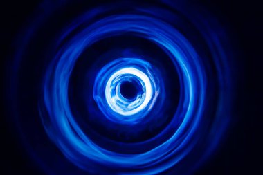 Karanlıktaki ses dalgaları