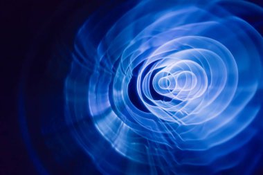 Karanlıktaki ses dalgaları