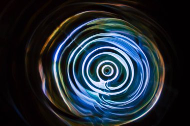 Karanlıktaki ses dalgaları