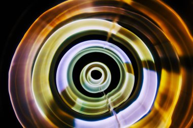 # Karanlıktaki ses dalgaları #