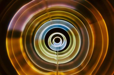 # Karanlıktaki ses dalgaları #