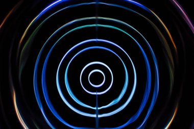 # Karanlıktaki ses dalgaları #