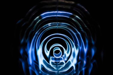 Karanlıktaki ses dalgaları