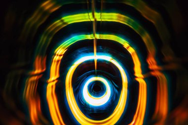 # Karanlıktaki ses dalgaları #