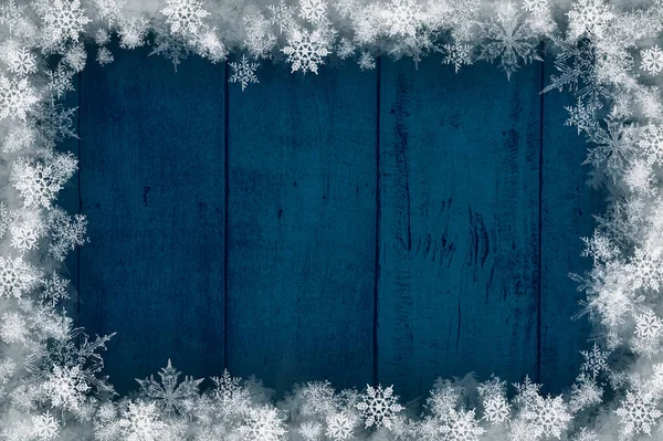 Fondo de invierno azul con copos de nieve para sus propias creaciones — Foto de Stock