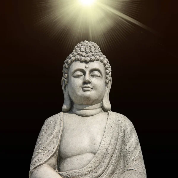 Porträtt Buddhastaty Iscensatt Mörk Bakgrund Tecken Fred Och Visdom — Stockfoto