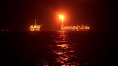 Petrol platformu Rig yakın Fpso tanker gemi.