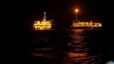 Petrol platformu Rig yakın Fpso tanker gemi.