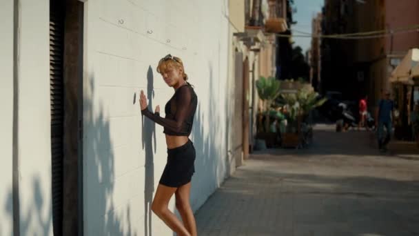 Beautiful sexy shemale woman in the modern city — Stock Video © igor.kardasov.gmail.com #274644748