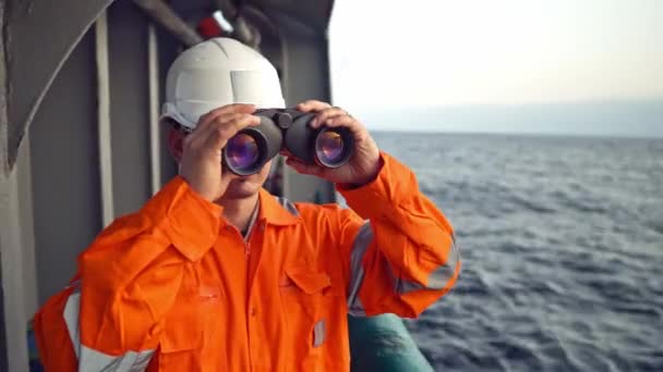 Filipino deck Officer on deck of vessel or ship , wearing PPE personal protective equipment — Stock Video