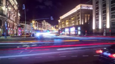 Tverskaya street gece Moskova görünümüne