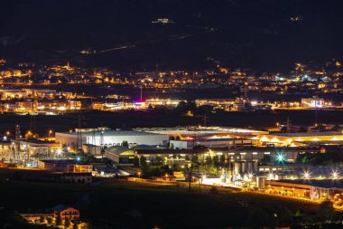 Avrupa. İtalya. Yaz. Seyahat için güzel bir yer.