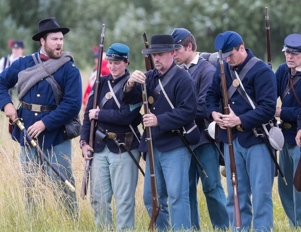 17 Haziran 2018 üzerinde savaş Fullbright Park, sendika Gap, Washington, Amerikan İç Savaşı reenactors yürüyüş.